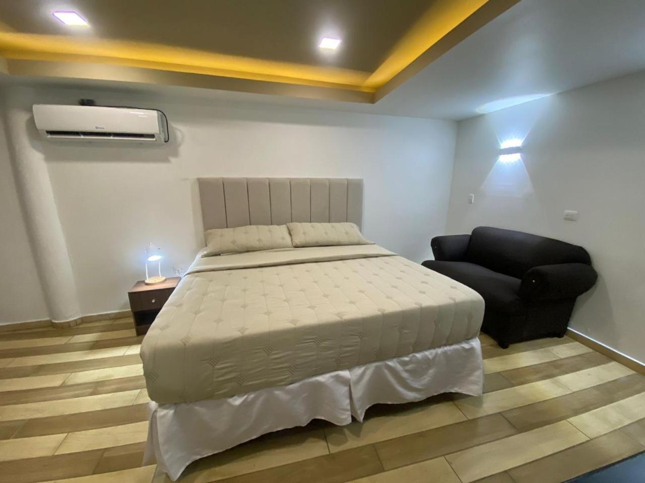 Apart Hotel Express Сан-Педро-Сула Екстер'єр фото